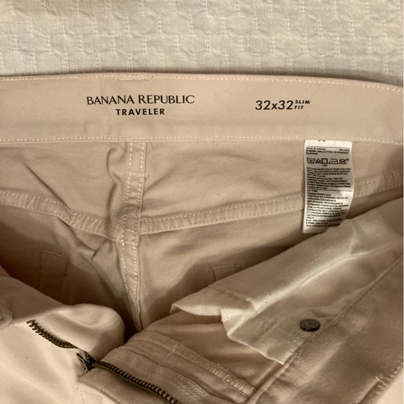 Banana republic travelers pants, cream, 32x32 - Picture 7 of 13